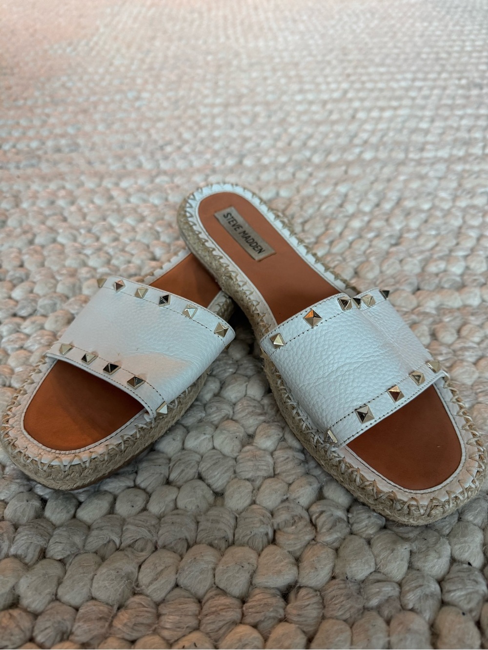 Steve Madden White Studded Leather Espadrille Slide Sandals Size 9